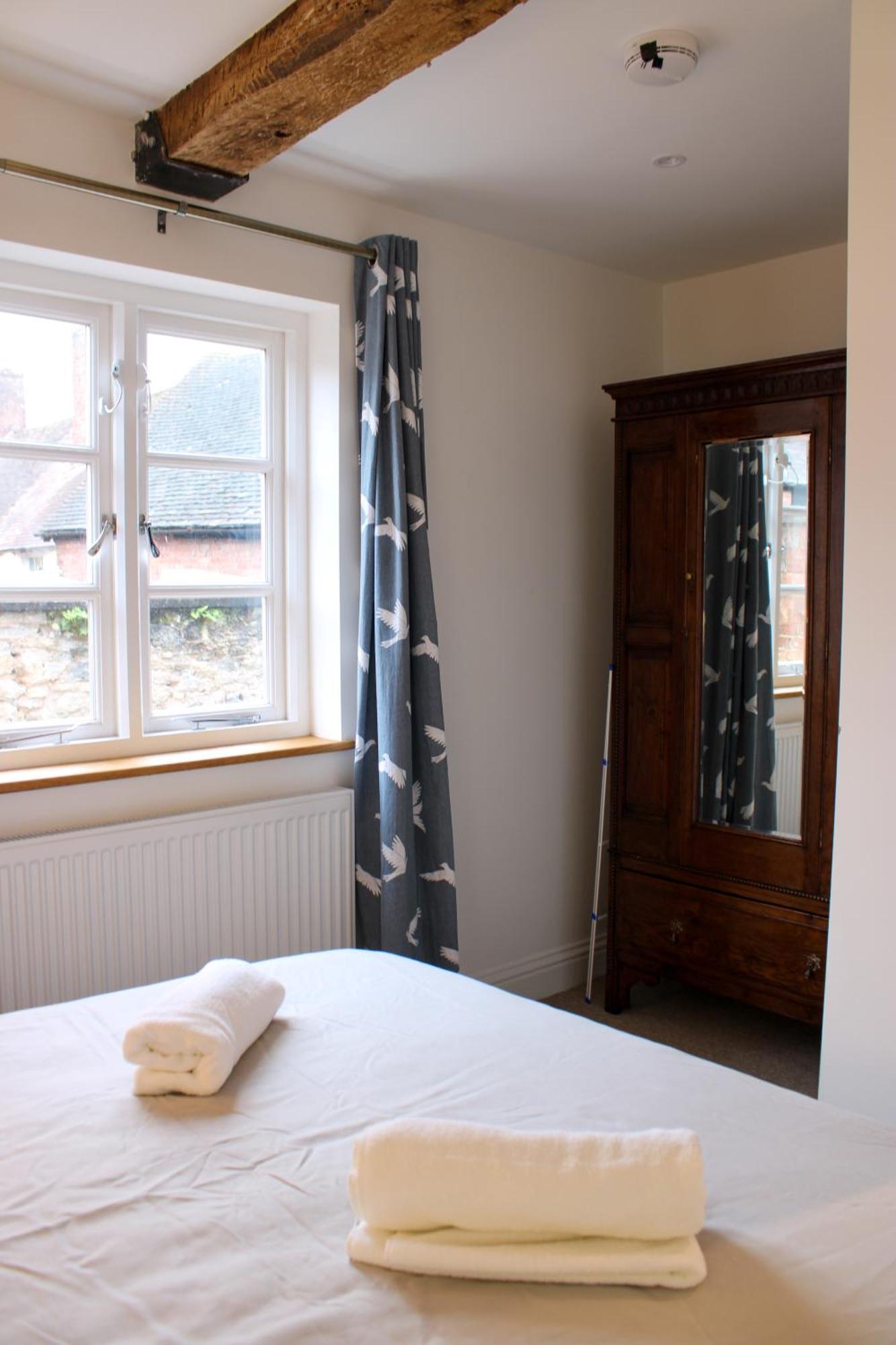 Ludlow Town Centre Apartments Buitenkant foto