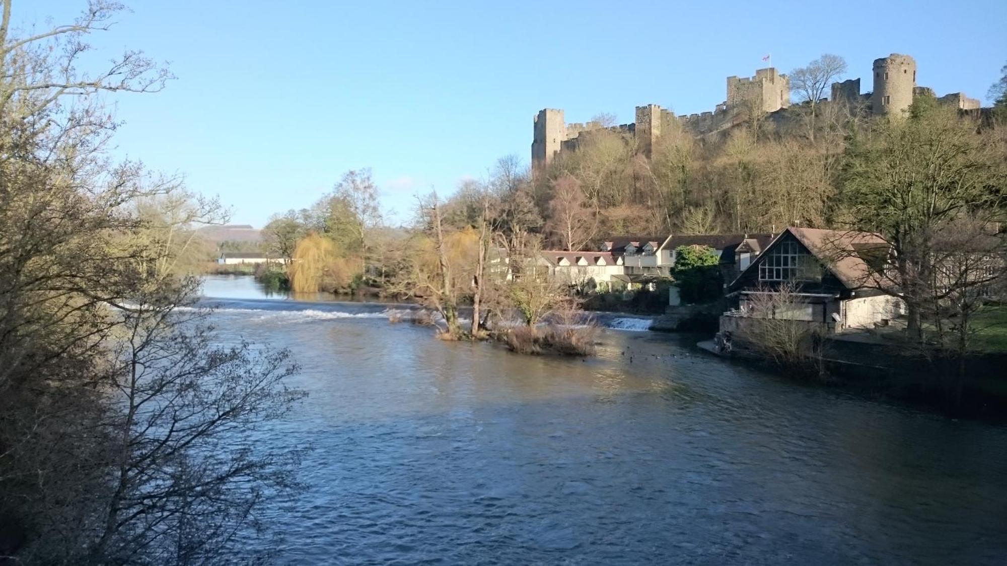 Ludlow Town Centre Apartments Buitenkant foto